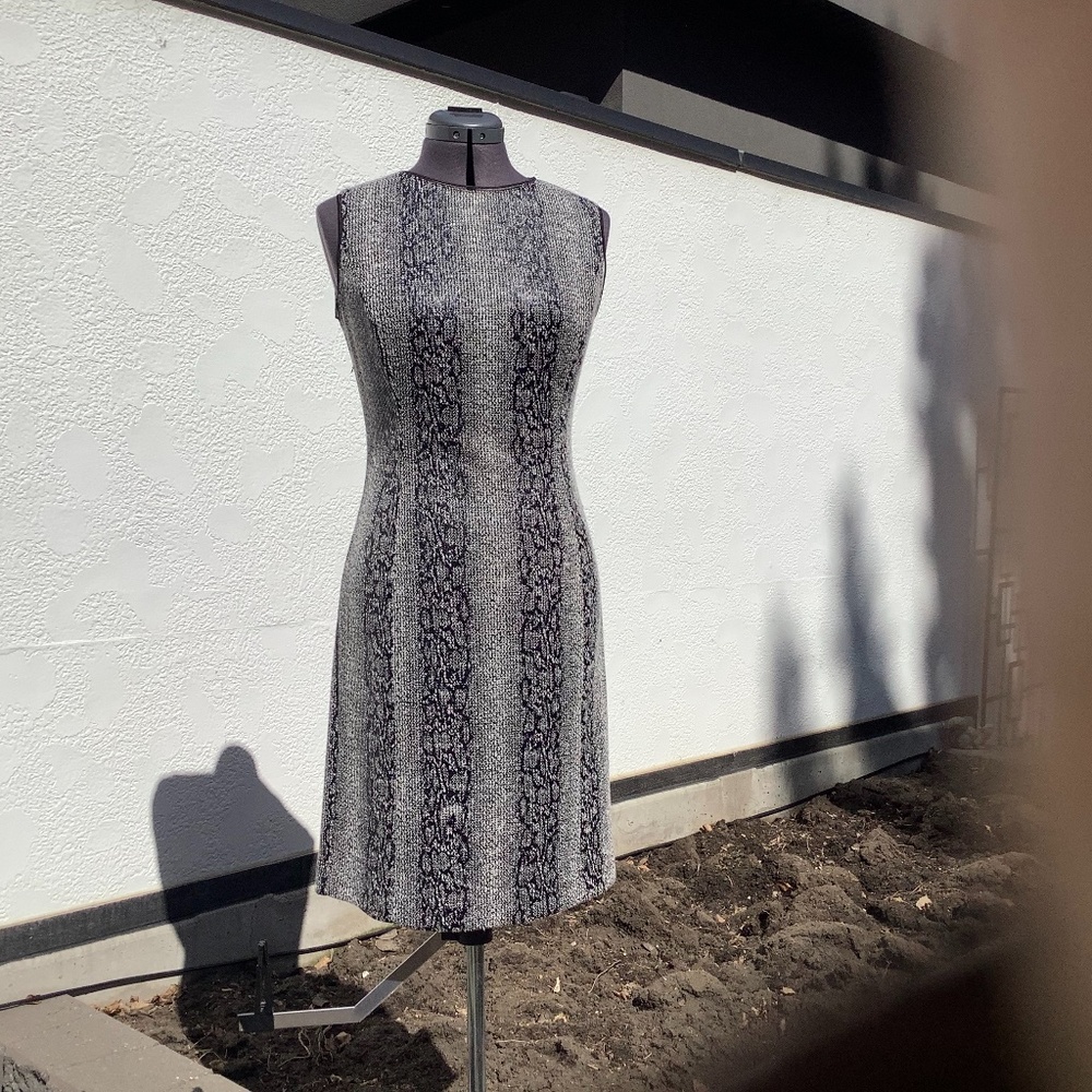 Sleeveless black and white Tahari dress